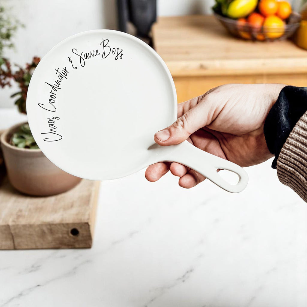 Chaos & Sauce Boss Spoon Rest with Wooden Spoon – Funny Porcelain Kitchen Gift