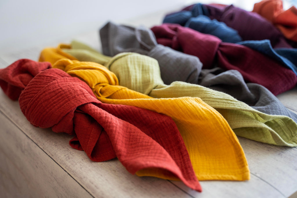 Elegant Crinkle Cotton Dinner Napkins – 4-Piece Soft Textured Set