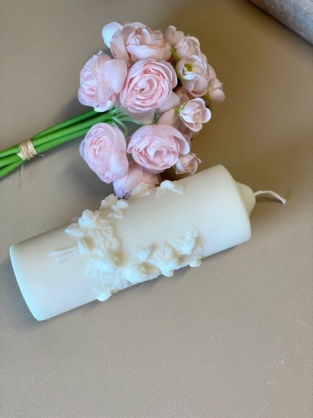 Floral Pillar Scented Candle - Eco-Friendly Soy Wax Aroma