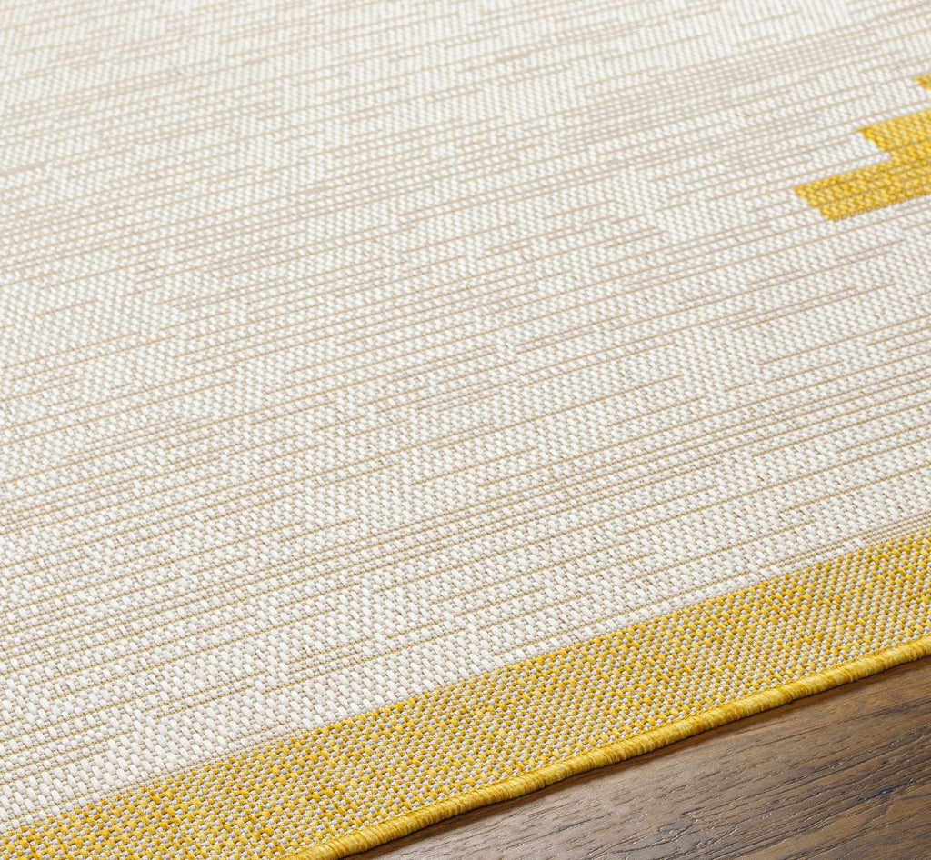 Djugun Yellow Outdoor Rug – Bright Durable Weather-Resistant Patio Carpet