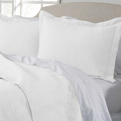 Elegant Herringbone Stitched Quilt Set – Louise Collection (3-Piece)