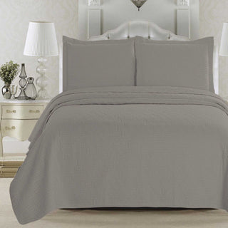 Elegant Herringbone Stitched Quilt Set – Louise Collection (3-Piece)