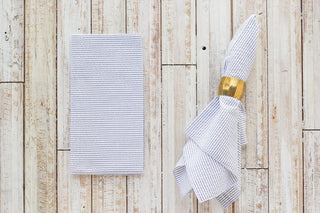 Elegant Seersucker Dinner Napkins Set – 4-Piece Large Table Linen