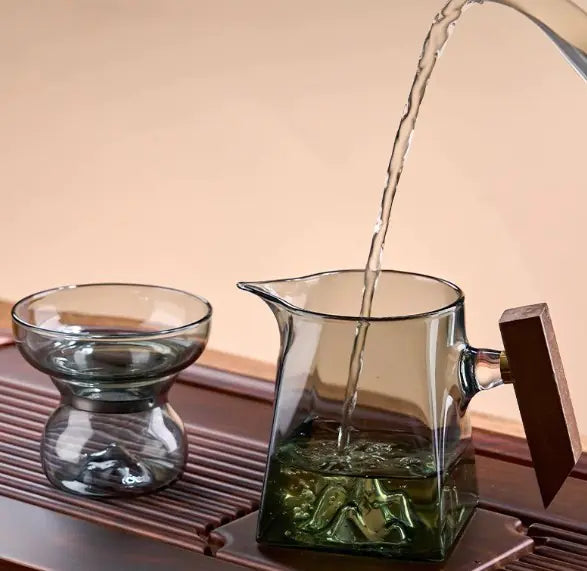 Elegant Thickened Glass Fair Cup – 250 ml Clear Beverage Glass