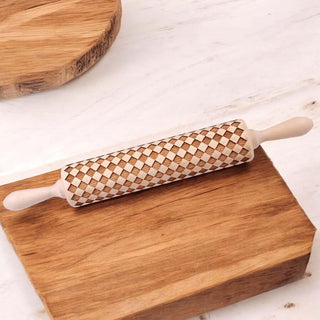 Courtly Checkered & Diamond Embossed Rolling Pin – Decorative Cookie Rolling Pin