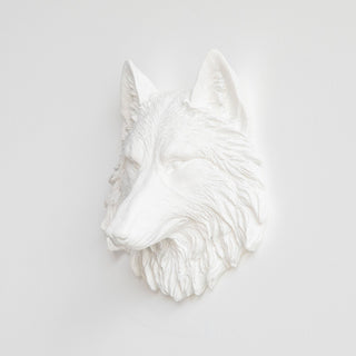 Sculpted Mini Faux Wolf Head Wall Decor