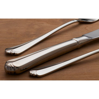 Oneida Juilliard Dinner Spoons, Set of 4, 18/10 stainless steel (view 3)