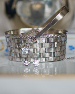 Large Bezel Stud - 18k Gold Plated
