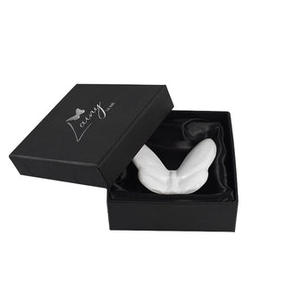 Le Mariposa Crystal Butterfly Figurine in White by Lainy Home - Anara Lifestyle