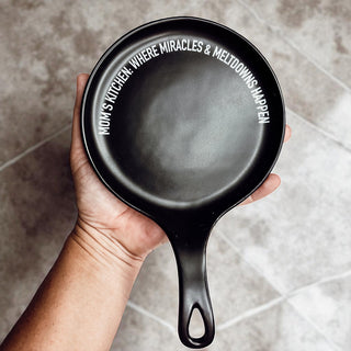 Funny Mom Spoon Rest with Wooden Spoon – Porcelain Kitchen Spoon Holder Gift for Moms