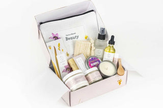 Lavender Spa Gift Box – Natural Bath & Body Relaxing Package for Friend or Loved One