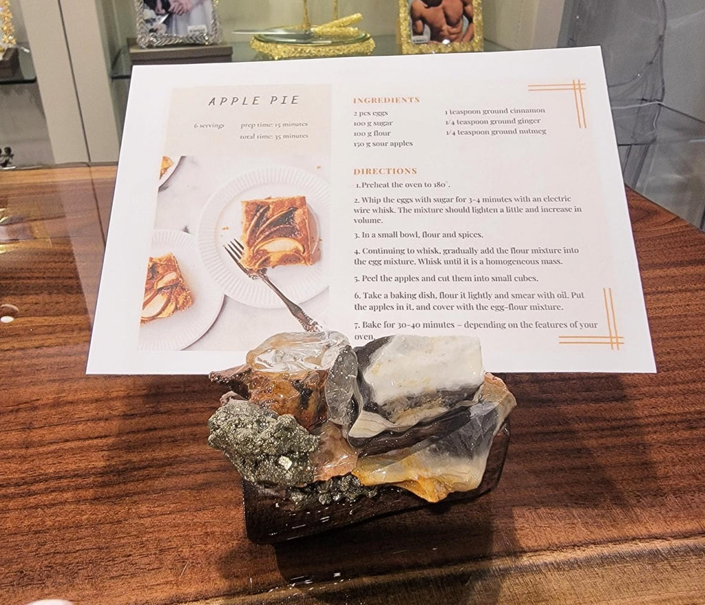 Treasures Phone Holder / Business Card Holder