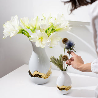 Oro Vase – Handcrafted Biomorphic Design with 24K Gold - Anara Lifestyle