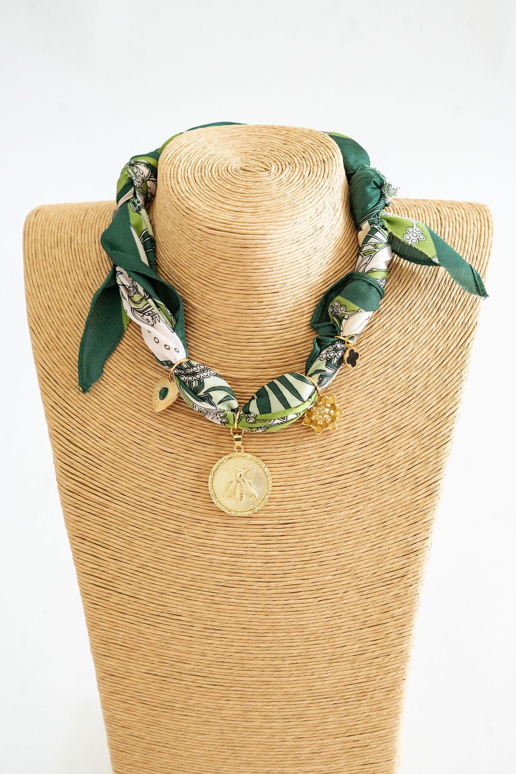 Reese - Green Bee Charm - Scarf Necklace