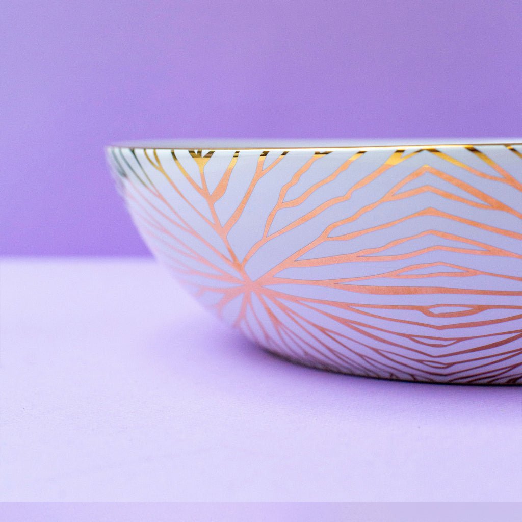 Talianna Lily Pad Serving Bowl, White & Gold - Anara Lifestyle