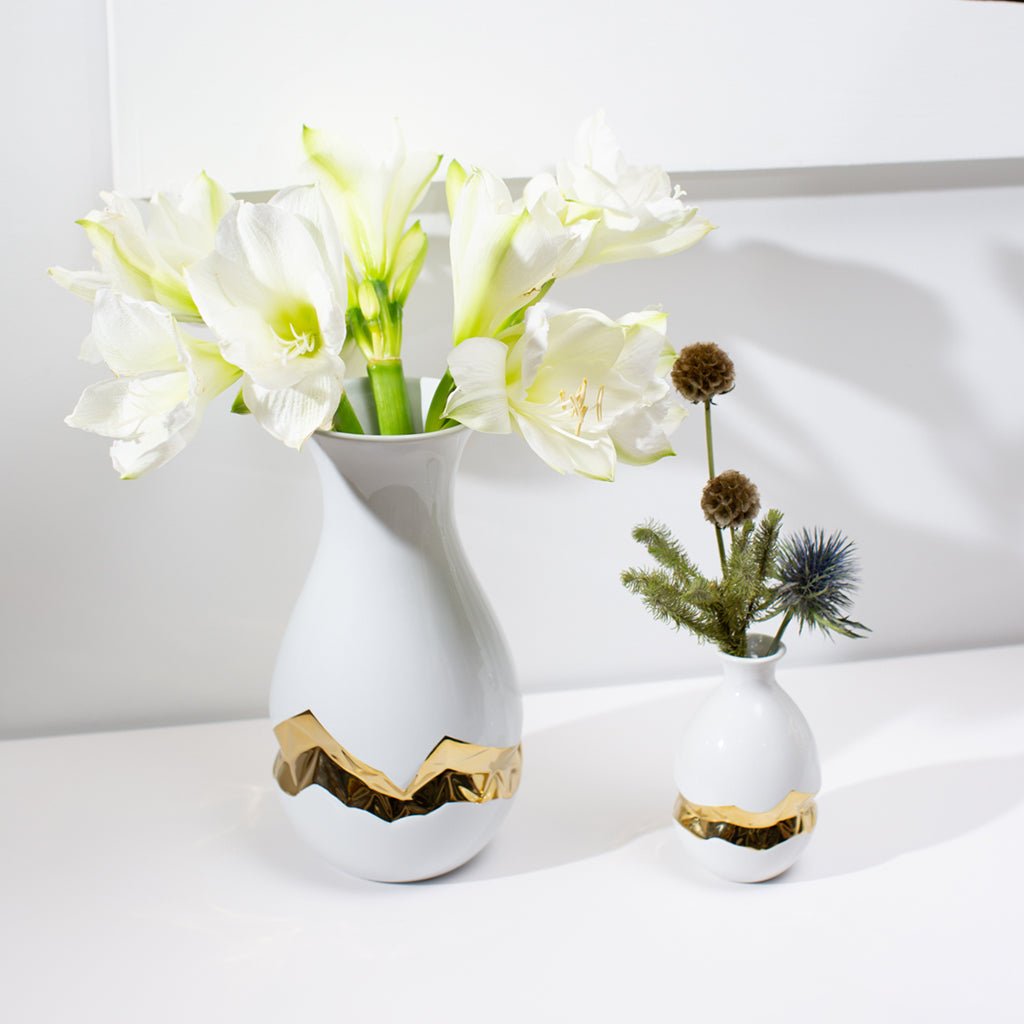 Talianna Oro Bud Vase, White & Gold - Anara Lifestyle