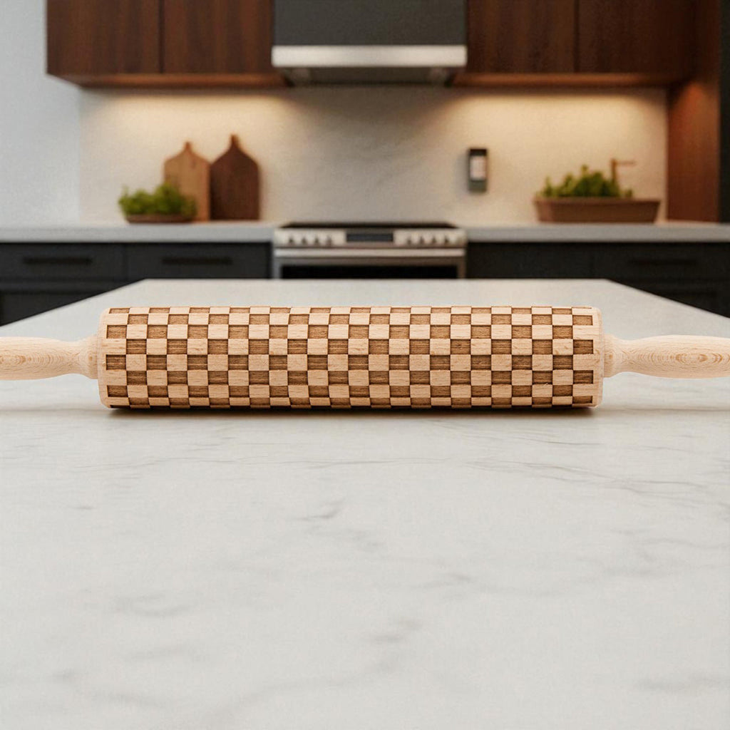 Courtly Checkered & Diamond Embossed Rolling Pin – Decorative Cookie Rolling Pin