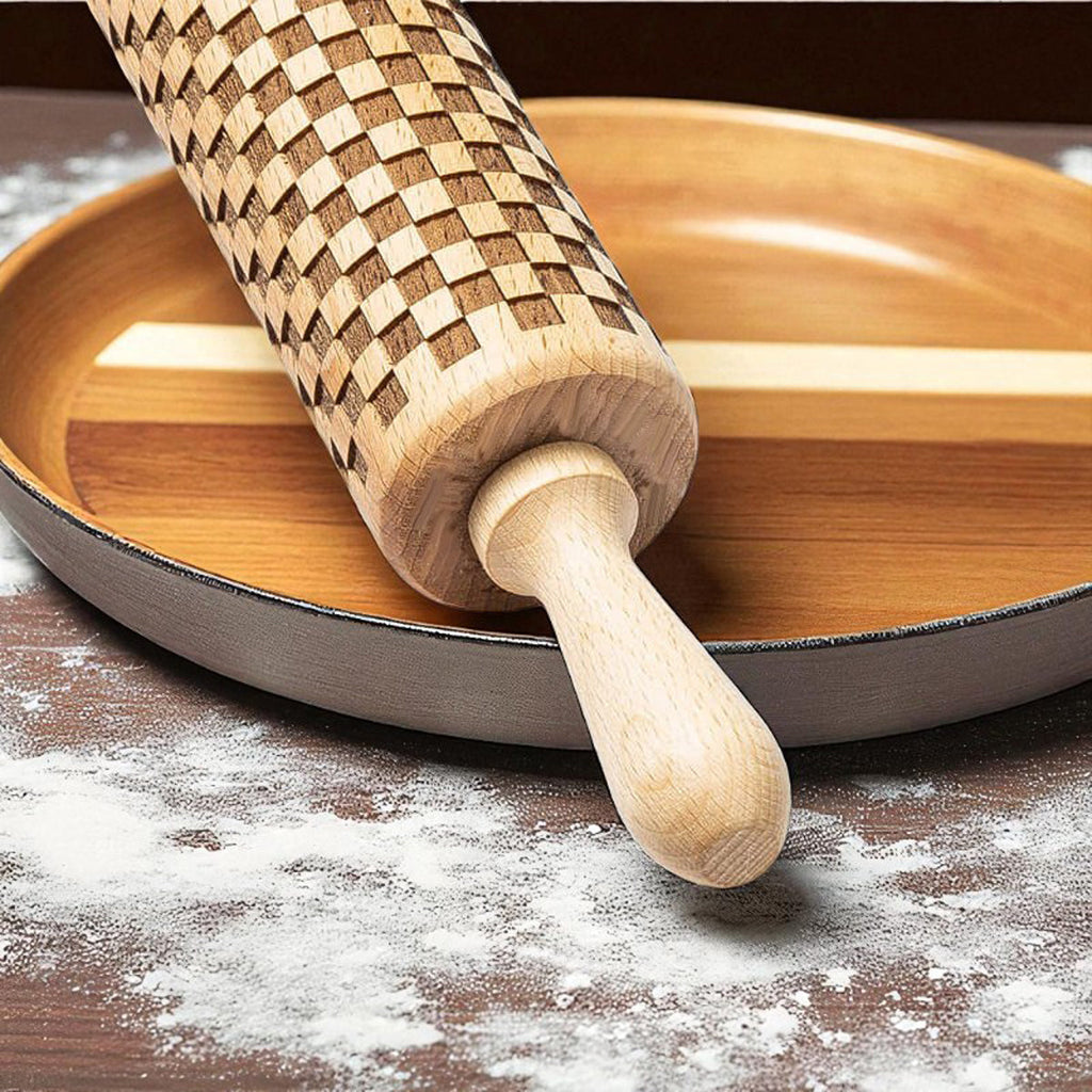 Courtly Checkered & Diamond Embossed Rolling Pin – Decorative Cookie Rolling Pin