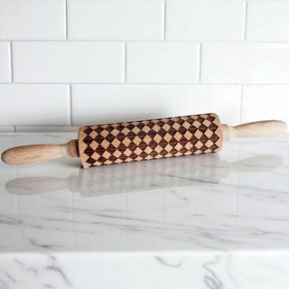 Courtly Checkered & Diamond Embossed Rolling Pin – Decorative Cookie Rolling Pin