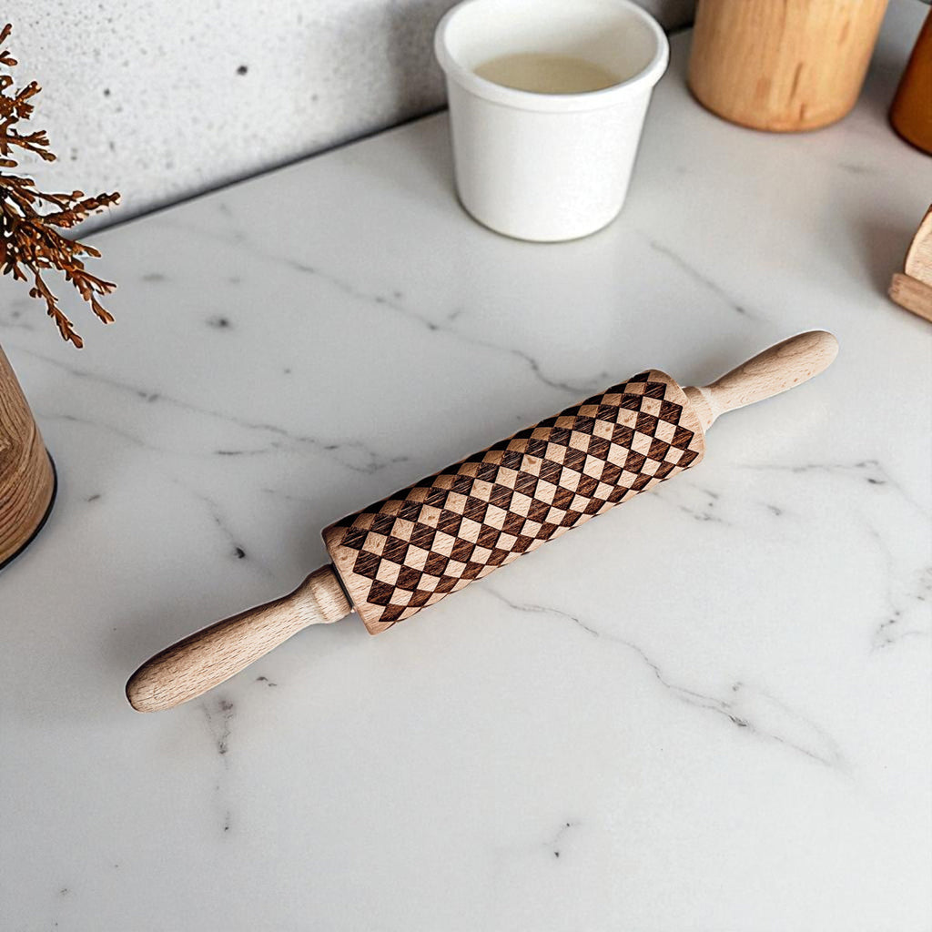 Courtly Checkered & Diamond Embossed Rolling Pin – Decorative Cookie Rolling Pin