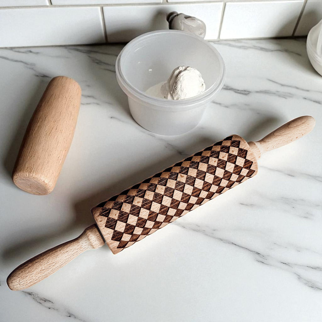 Courtly Checkered & Diamond Embossed Rolling Pin – Decorative Cookie Rolling Pin