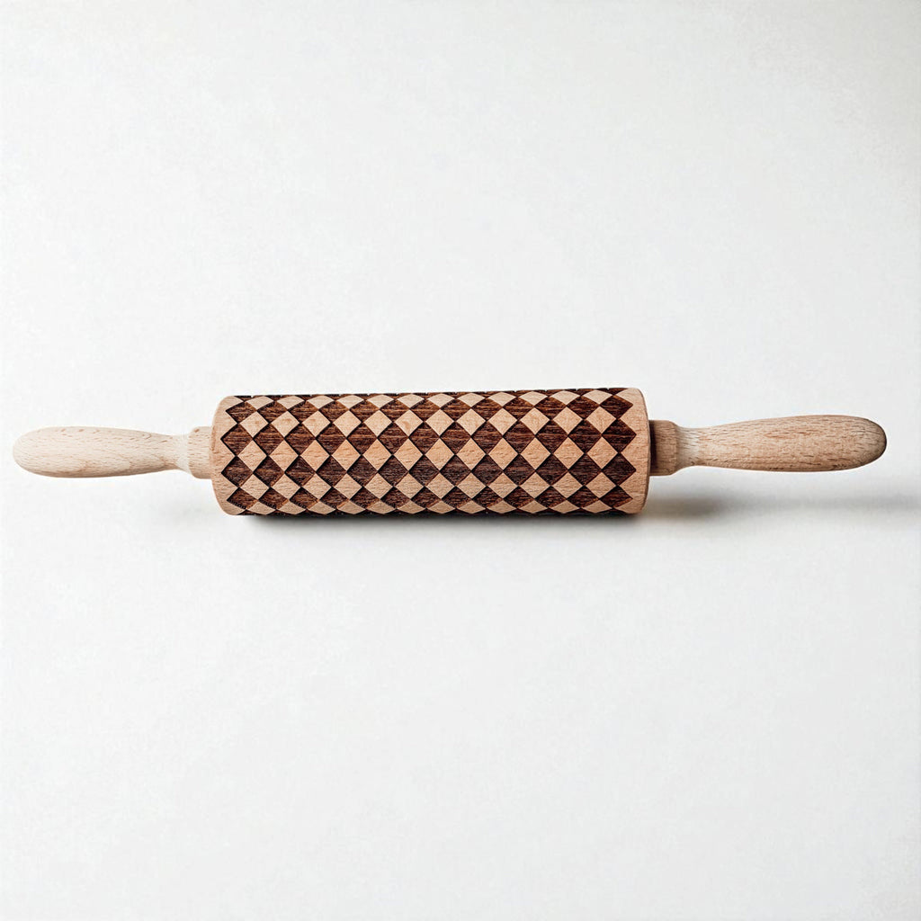 Courtly Checkered & Diamond Embossed Rolling Pin – Decorative Cookie Rolling Pin