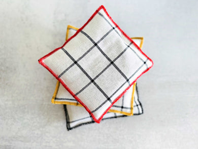 Elegant Windowpane Linen Lavender Sachets – 2-Piece Fragrance Set