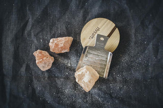 Rivsalt™ Original Himalayan Rock Salt Gift Set – Grater, Rock Salt & Oak Stand