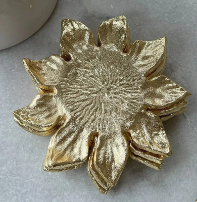 Gold Flower Shaped Coaster, Set of 4 - Anara Lifestyle