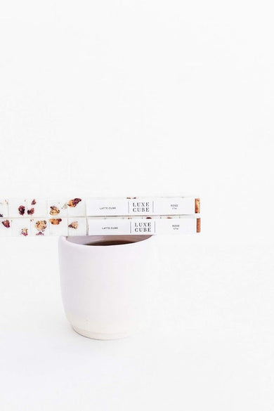 Mini Sugar Cubes - Rose Flavor - Luxurious Sugar For Elegant Tea Time - Anara Lifestyle