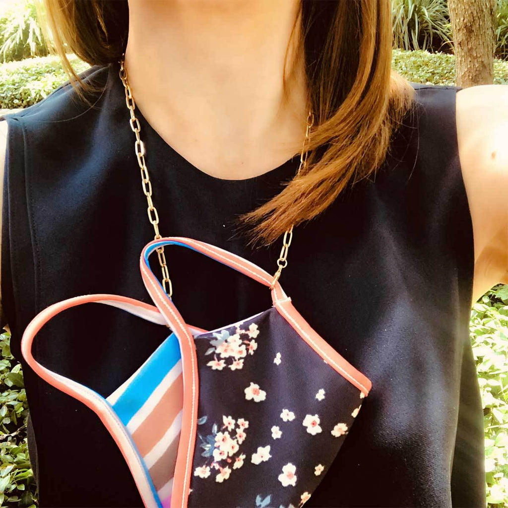 Soleil Small Paperclip Chain Mask Necklace in Worn Gold - Anara Lifestyle