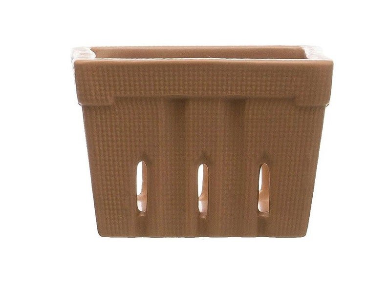 Textured Stoneware Berry Basket - Anara Lifestyle