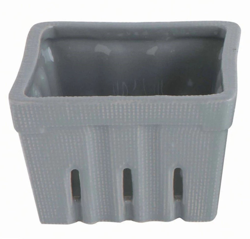 Textured Stoneware Berry Basket - Anara Lifestyle