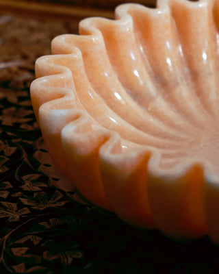 Fluted Pink Makrana Marble Bowl – Hand-Carved Decorative Stone Centerpiece
