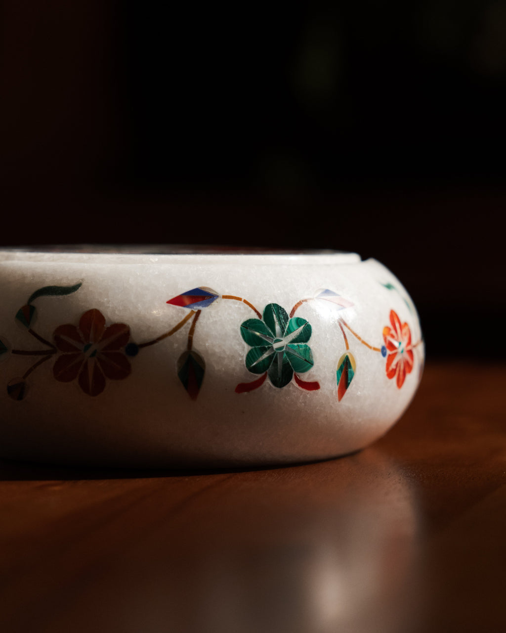 Mughal Red Flower Marble Coaster Set (6-Piece) – Gemstone Inlay Pietra Dura with Decorative Holder