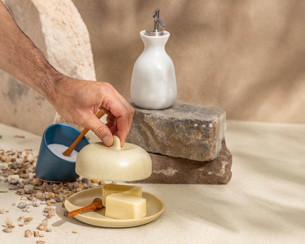 HAAND Butter Dish – Handcrafted Porcelain Butter Keeper