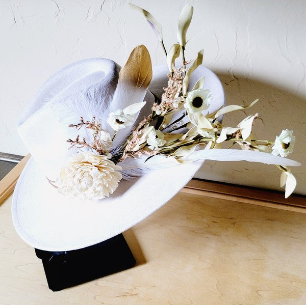 Boho Western Floral Feather Bridal Hat – Statement Wedding Hat