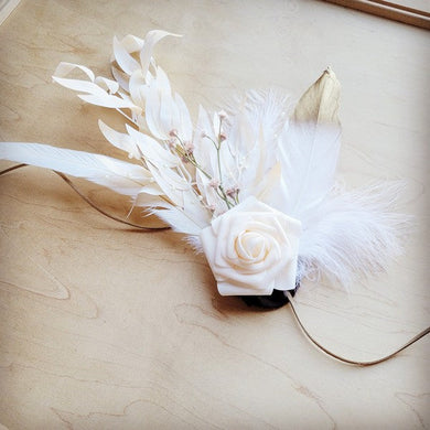 Boho Western Floral Feather Bridal Hat – Statement Wedding Hat