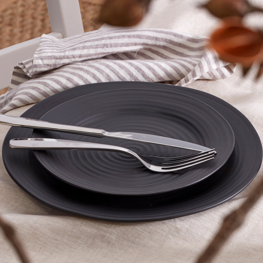 Oneida Oakwood 20-Piece Flatware Set, 18/0 stainless steel (view 6)