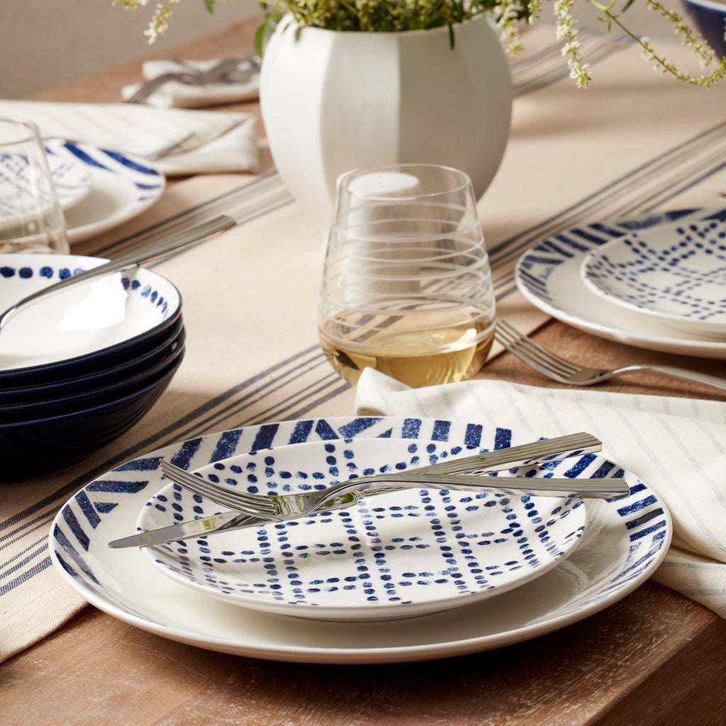 Oneida Harbour 12-Piece Dinnerware Set, porcelain (view 10)
