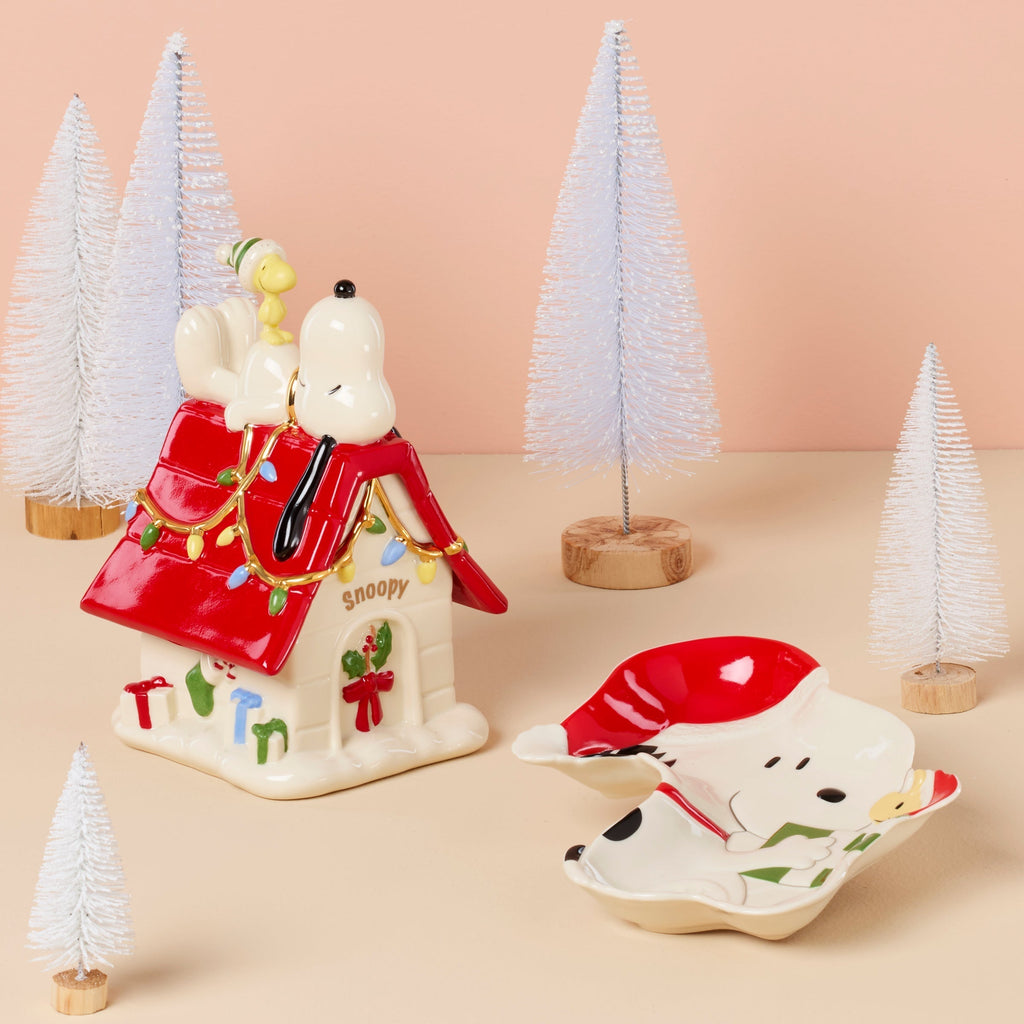 Lenox Snoopy Christmas Covered Candy Dish, porcelain (view 7)
