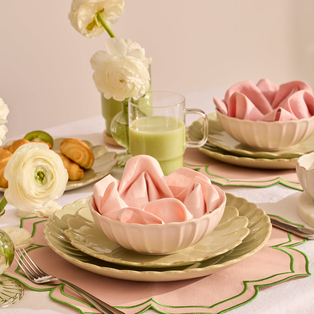 Lenox French Perle Scallop Blush 12-Piece Dinnerware Set, stoneware (view 8)