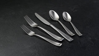 Oneida Moda Salad Forks, Set of 4, 18/10 stainless steel (view 2)