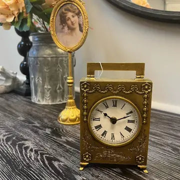 Vintage-Style Antique Gold Tabletop Clock
