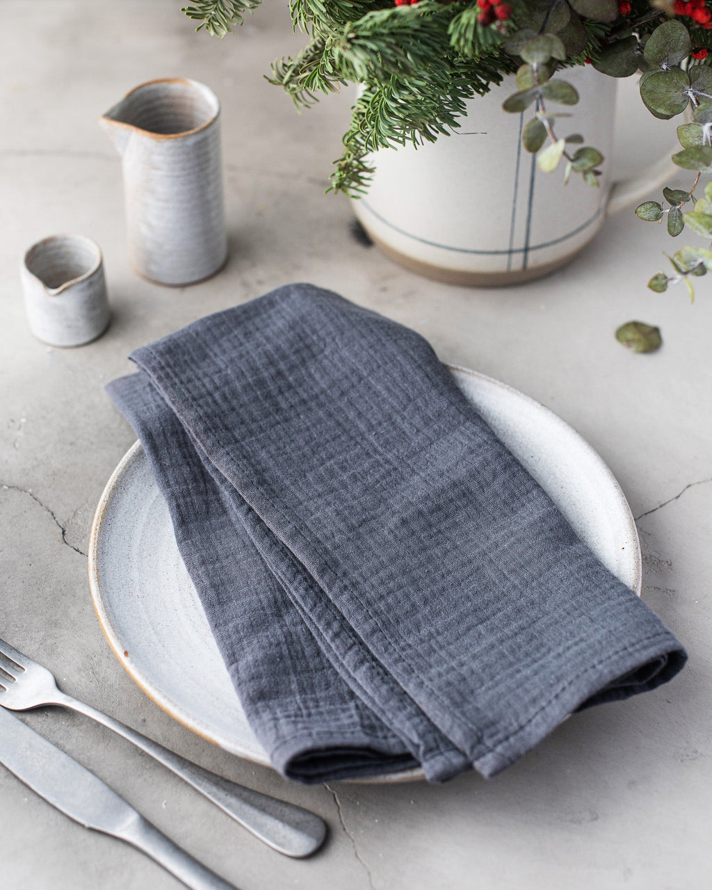 Elegant Crinkle Cotton Dinner Napkins – 4-Piece Soft Textured Set