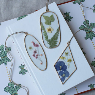 Buttercup Squoval Pressed Floral Hanging Pendant