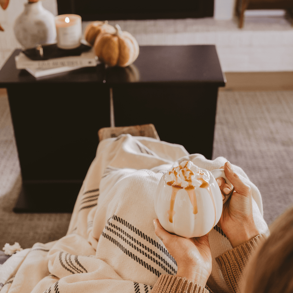 Cream Pumpkin 19 oz Figural Coffee Mug