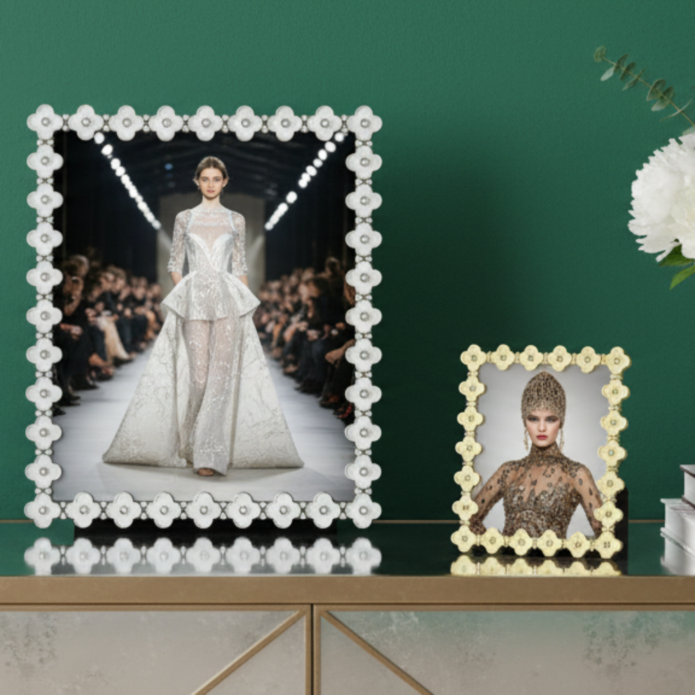 Clover Picture Frame