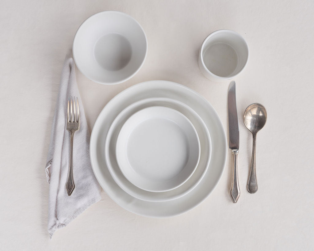 HAAND Skali 5-Piece Dinner Setting – Handcrafted Porcelain Dinnerware Set