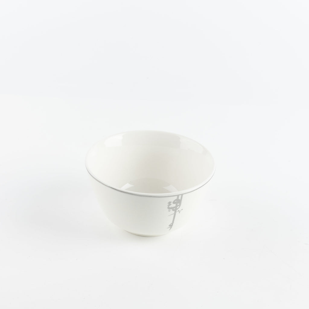 Liqa’a Dinner Set 18-Piece – Pearl White & Silver | Elegant Modern Tableware